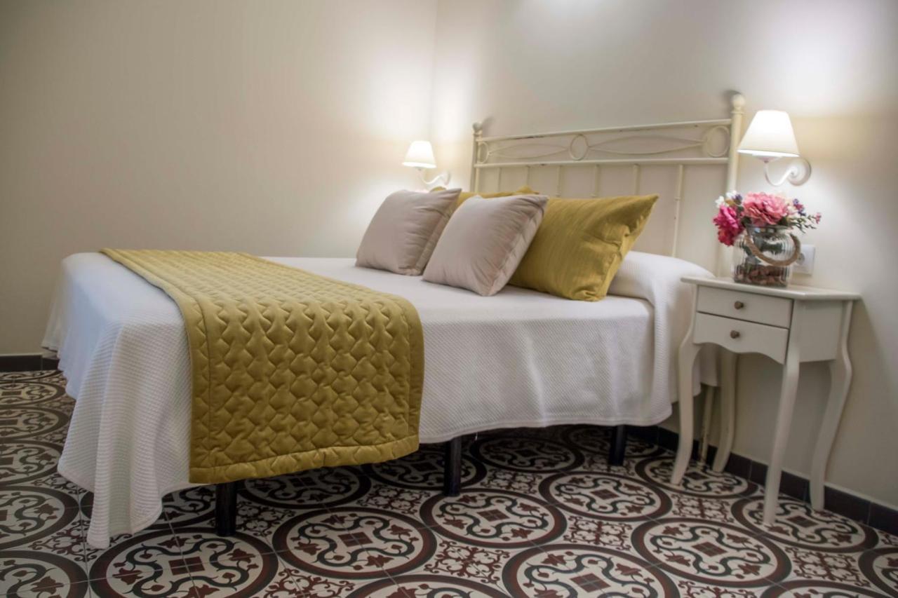Hostal Boutique Casa La Laja Chiclana de la Frontera Extérieur photo